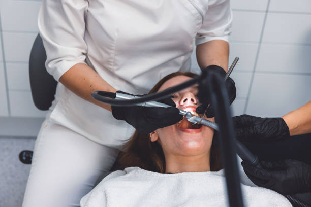Best Emergency Tooth Extraction  in Oakville, CT